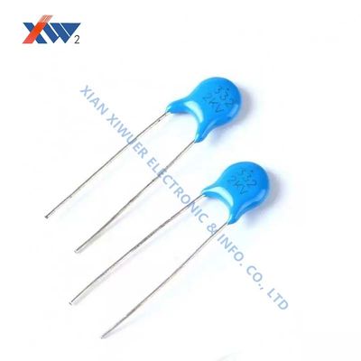 Condensador cerámico de línea viva de 3KVAC 82PF con pérdida dieléctrica < 0.004 para aparamenta de alta tensión