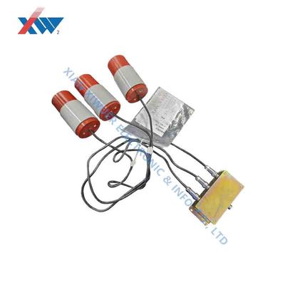 Buen precio Divididor de voltaje capacitivo en forma de buje a través del sensor de voltaje electrónico enchufable en la pared en línea
