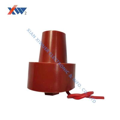 Enchufe cerámico aislante de alta temperatura con tolerancia dimensional de precisión y protección contra la penetración de agua IP67 equivalente para uniones de cables MV